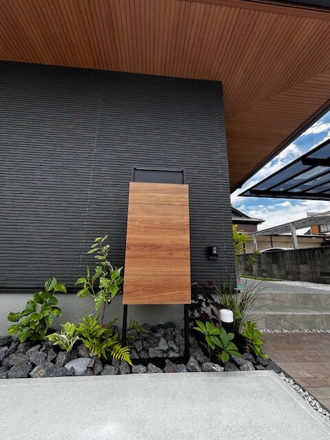 津市　新築外構