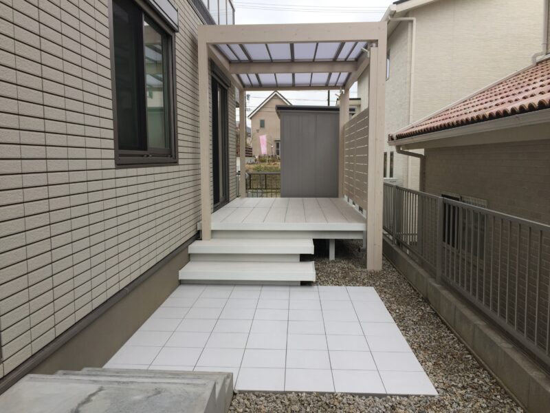 爽やかな雰囲気のテラス