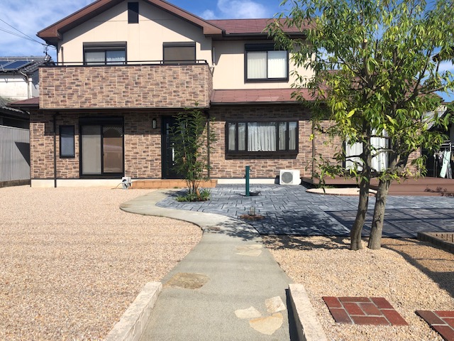 津市　お庭リファイン工事